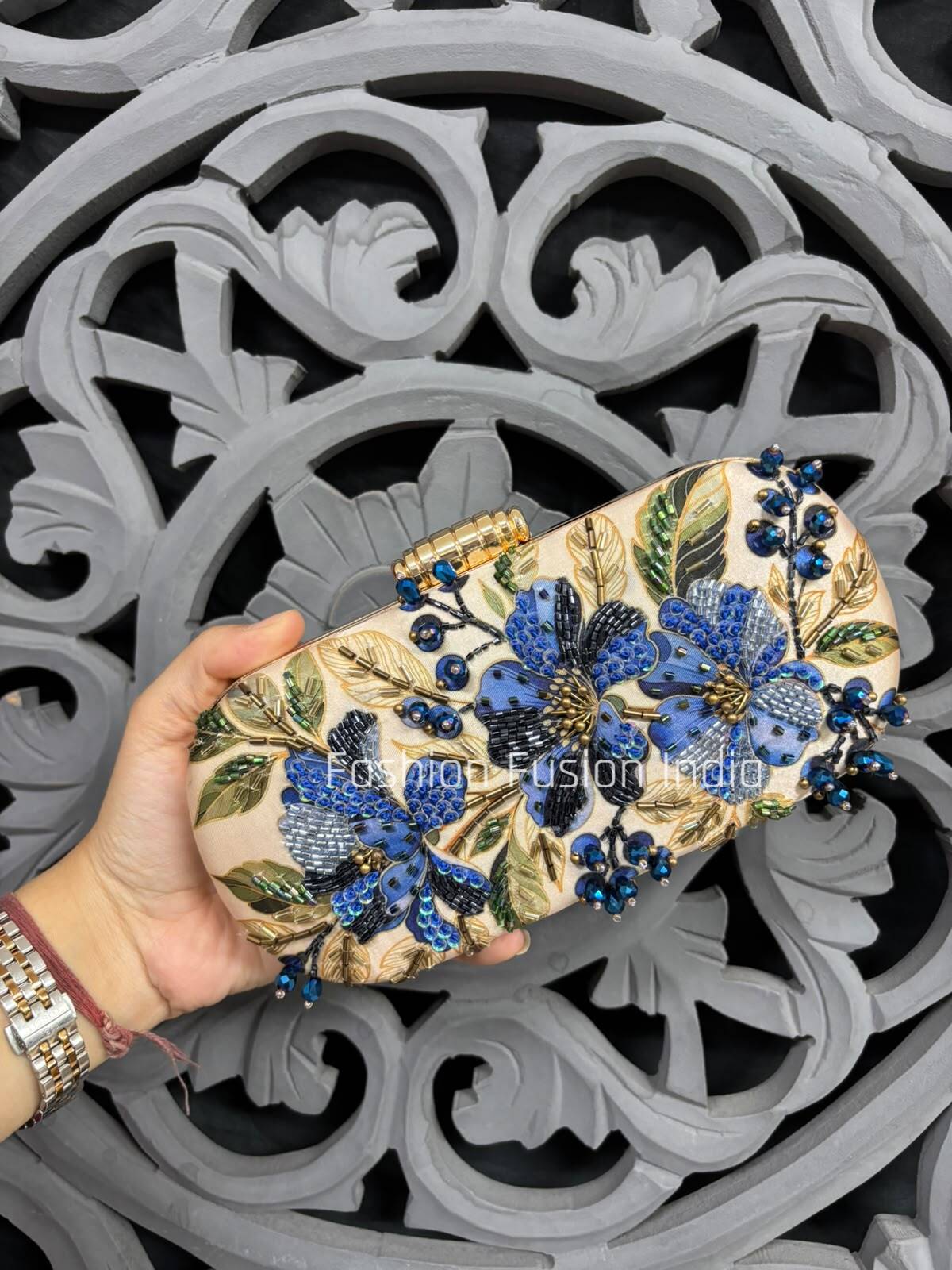 Luxury Blue Floral Embroidered Clutch Bag for Women